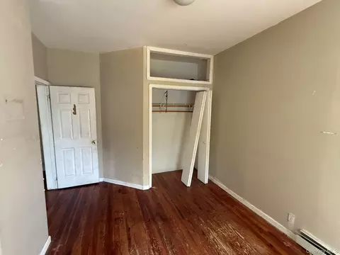 Bedroom - 740 E 218th St, New York, NY 10467 photo 3 of 6