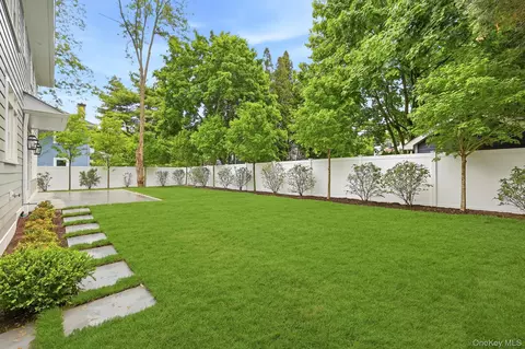 Exterior - 227 Central Ave, Rye, NY 10580 photo 5 of 5