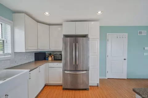 Kitchen - 374 Rider Ave, Patchogue, NY 11772 photo 3 of 3