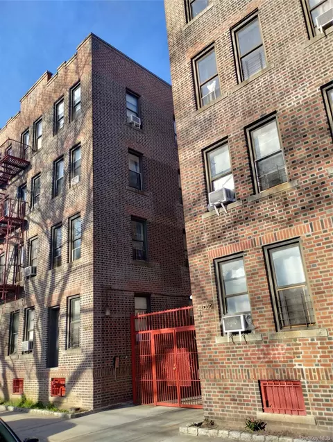 Undisclosed, New York, NY 11377