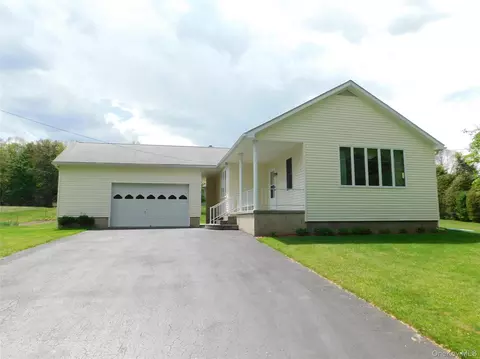 81 Sportsman Rd, Napanoch, NY 12458