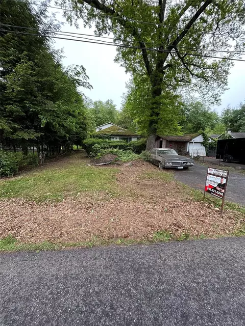 153 Glenerie Blvd, Saugerties, NY 12477