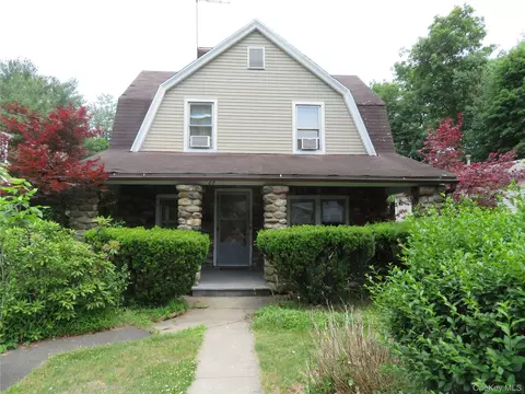 22 State St, Ramapo, NY 10977