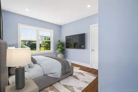 Bedroom - 4 Corine Dr, Poughkeepsie, NY 12601 photo 1 of 8
