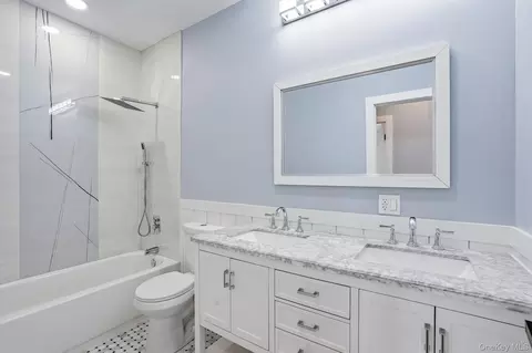 Bath - 4 Corine Dr, Poughkeepsie, NY 12601 photo 1 of 4