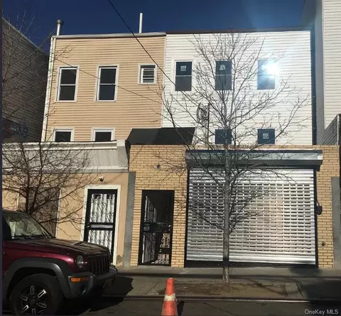 801 E 161st St, New York, NY 10456