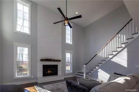 Living - 9 Shadow Ct, Wappinger, NY 12590 photo 1 of 1