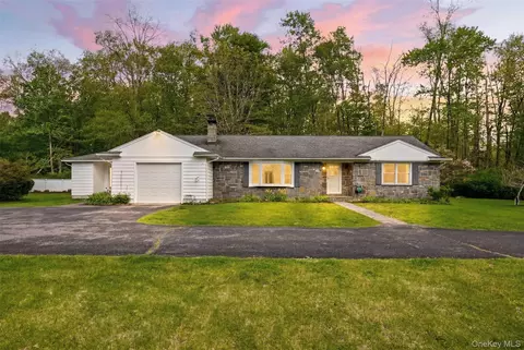 435 Samsonville Rd, Rochester, NY 12446