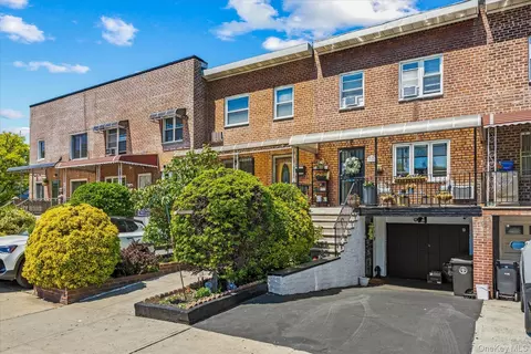 1709 Starr St, New York, NY 11385