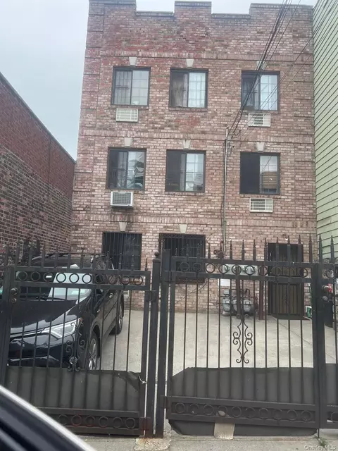 1297 Clay Ave, New York, NY 10456