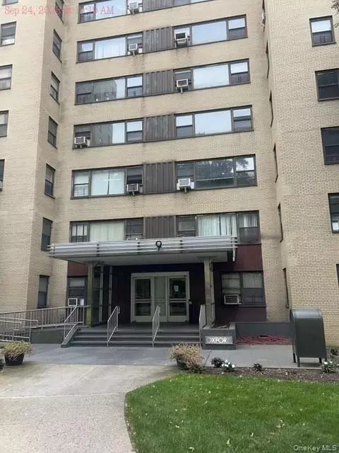 9 Fordham Hill Oval #4F, New York, NY 10468