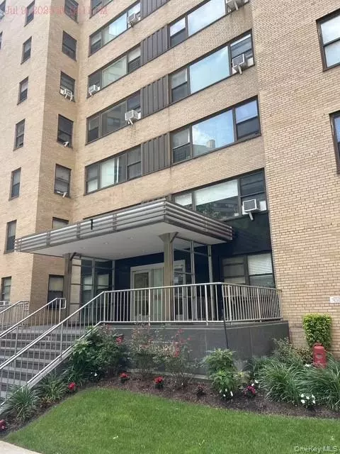 1 Fordham Hill Oval #12D, New York, NY 10468