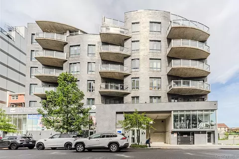 37 W End Ave #2B, Brooklyn, NY 11235