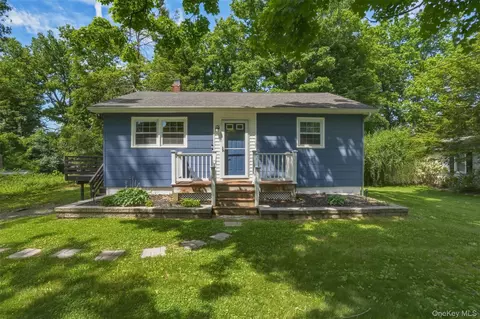 509 Center St, Newburgh, NY 12550