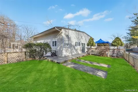 Other - 79 Traction Blvd # C, Patchogue, NY 11772 photo 2 of 12