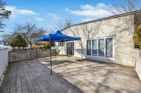 Exterior - 79 Traction Blvd # C, Patchogue, NY 11772 photo 3 of 6