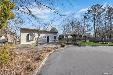 79 Traction Blvd # C, Patchogue, NY 11772