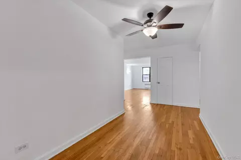 Living - 40 E 43rd St #3B, Brooklyn, NY 11203 photo 4 of 5