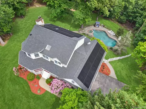 86 Long Vista Ln, Chester, NY 10918