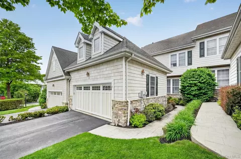 Exterior - 3 Pinehurst Cir, Monroe, NY 10950 photo 3 of 7