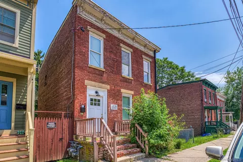160 N Miller St, Newburgh, NY 12550