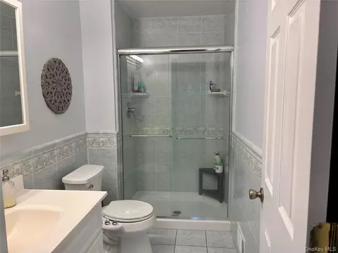 Bath - 9 Edinburgh Dr #9, Peekskill, NY 10566 photo 2 of 2