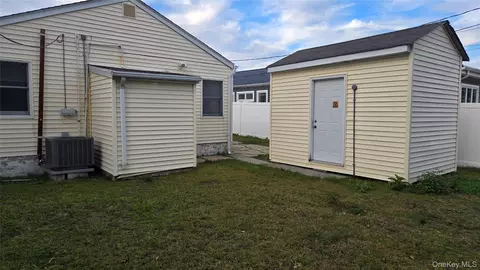 Exterior - 724 E Park Ave, Long Beach, NY 11561 photo 1 of 2