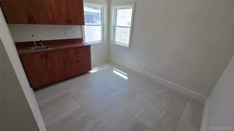 Entry Way - 724 E Park Ave, Long Beach, NY 11561 photo 5 of 5