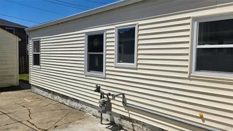 Exterior - 724 E Park Ave, Long Beach, NY 11561 photo 2 of 2