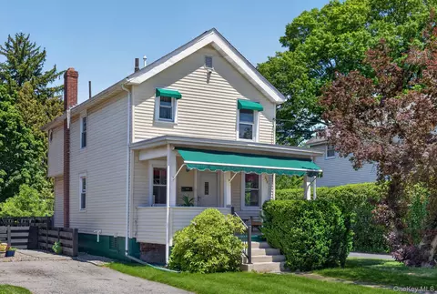 250 Rombout Ave, Beacon, NY 12508