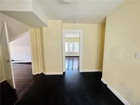 Entry Way - 32 Hooker Ave, Poughkeepsie, NY 12601 photo 4 of 6