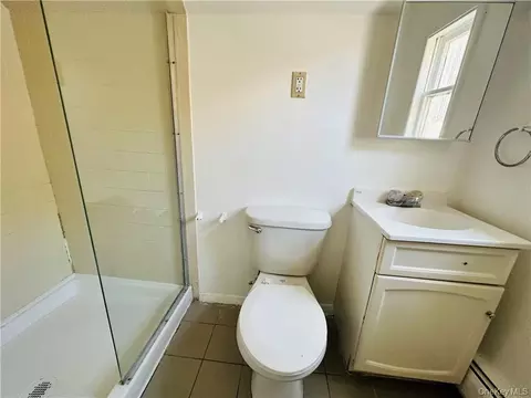 Bath - 32 Hooker Ave, Poughkeepsie, NY 12601 photo 1 of 3