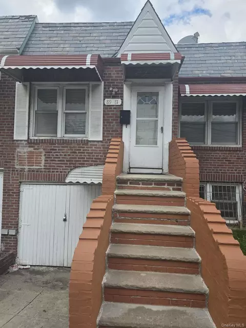 89-81 217th St, New York, NY 11427