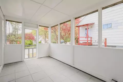 Exterior - 1011 Parkway Pl, Peekskill, NY 10566 photo 3 of 12