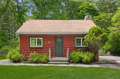 10 Mcgregor Ln, Cortlandt, NY 10517