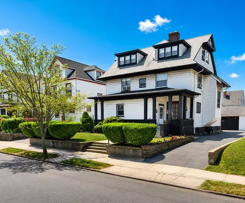 240 N Fulton Ave, Mount Vernon, NY 10552