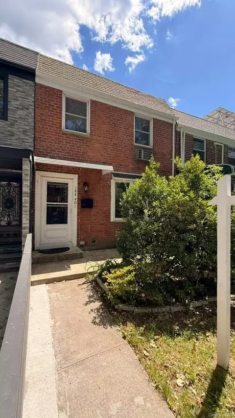 144-40 68th Ave, Flushing, NY 11367