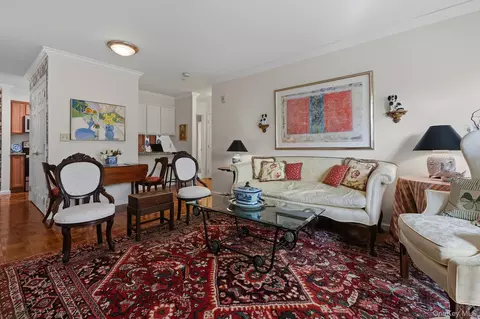 Living - 206 Sutton Dr, Mount Kisco, NY 10549 photo 2 of 5