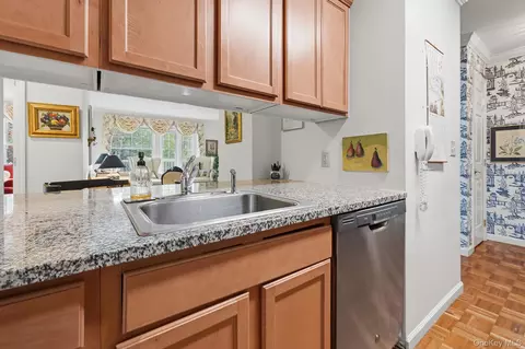Kitchen - 206 Sutton Dr, Mount Kisco, NY 10549 photo 3 of 3
