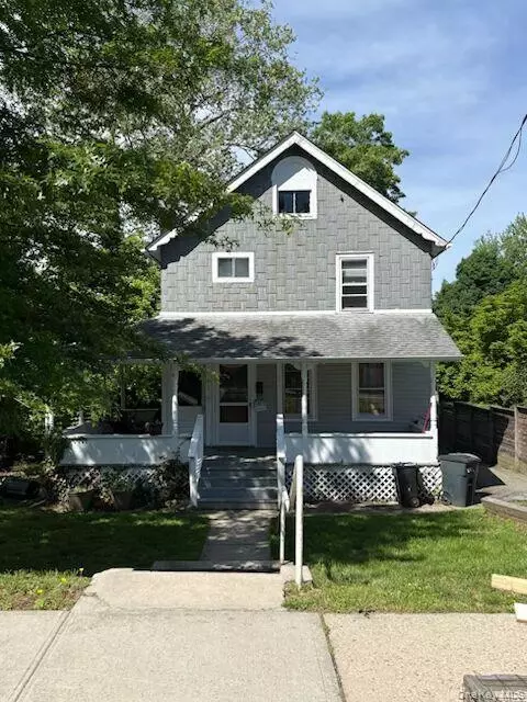 223 Park Ave, Huntington, NY 11743