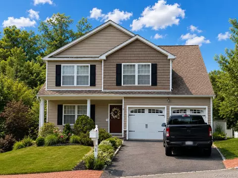 1 Thornton Hl, Ossining, NY 10562