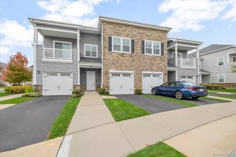 240 Fall Ct, East Northport, NY 11731