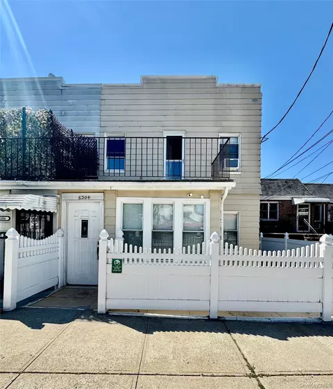 6304 62nd Ave, New York, NY 11379