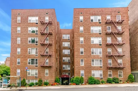 91 Van Cortlandt Ave W #3F, New York, NY 10463