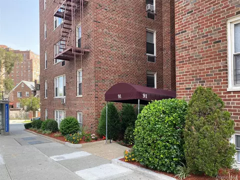 91 Van Cortlandt Ave W #3F, New York, NY 10463