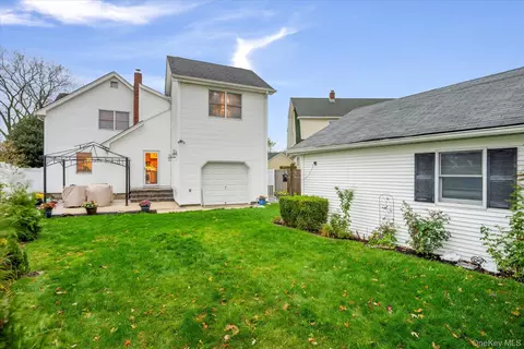 Exterior - 51 Marvin St, Patchogue, NY 11772 photo 5 of 5