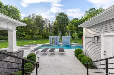 Exterior - 23 Pheasant Dr, Rye, NY 10580 photo 4 of 5