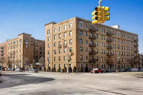 148-09 Northern Blvd #3B, Flushing, NY 11354