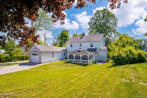 45 Summit St, Monroe, NY 10950