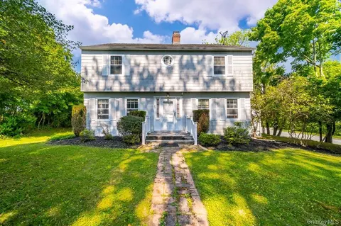 45 Summit St, Monroe, NY 10950
